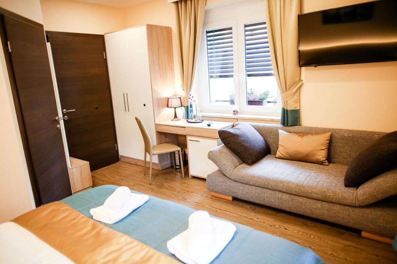 Guest House Vila Moj Mir Rateče Extérieur photo
